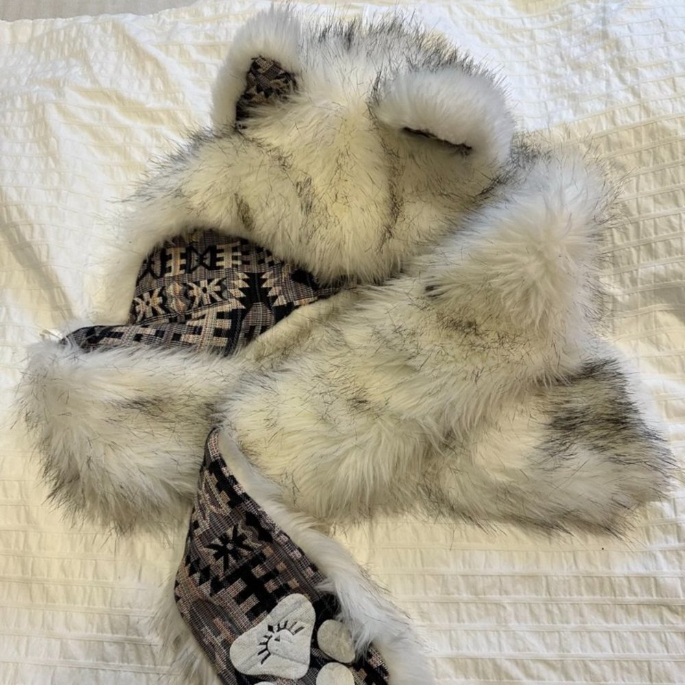 Authentic SpiritHoods Husky